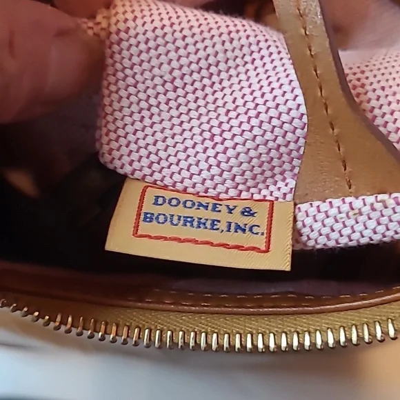 DOONEY & BOURKE Honey Gold Embossed Croc Leather Tote Briefcase Shoulder Bag - Picture 11 of 13